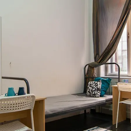 Corvin Spacious Ostello *